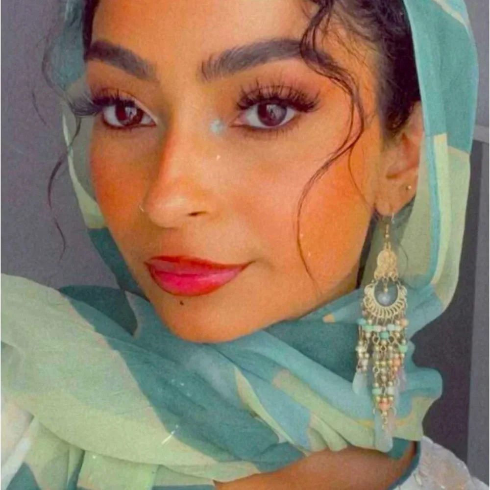 Exquisitely Exotic Hand Beaded Chandelier Earrings Blue, Green & Gold - Picture 7 of 9